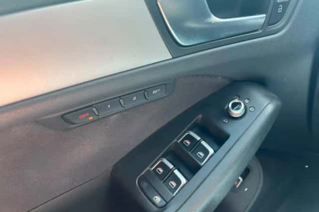 Audi Q5 (2015) thumbnail 6
