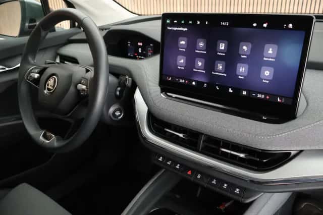 Škoda Enyaq (2024) thumbnail 2