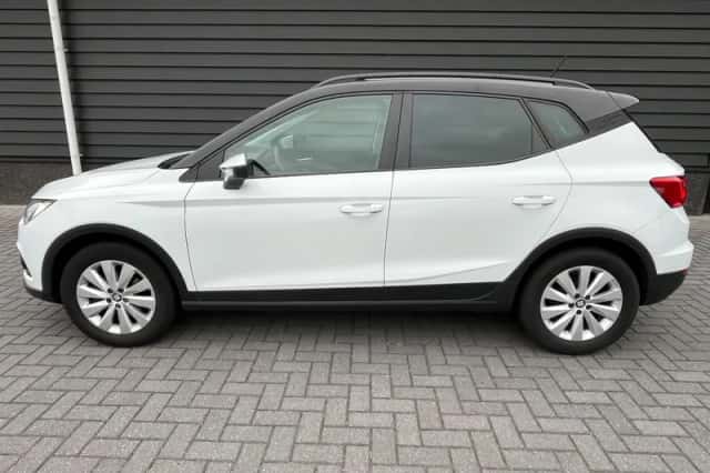 SEAT Arona (2020) thumbnail 2