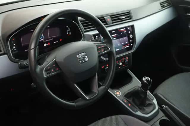 SEAT Arona (2020) thumbnail 3