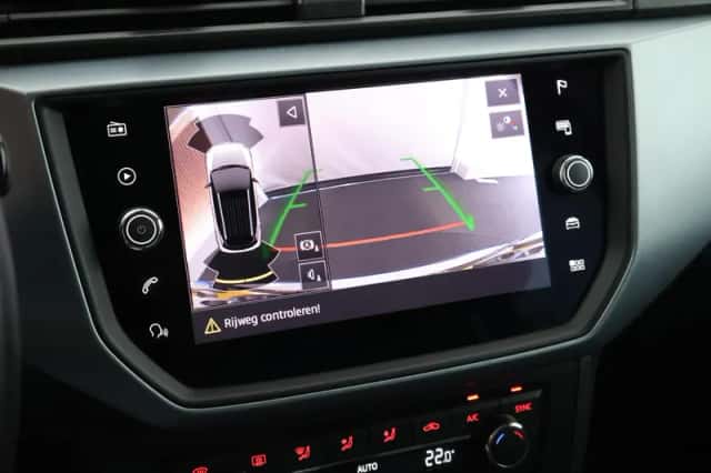 SEAT Arona (2020) thumbnail 4