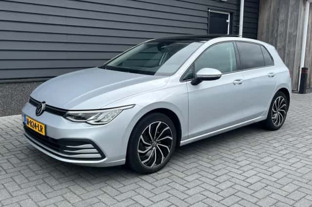 Volkswagen Golf (2020) thumbnail 1