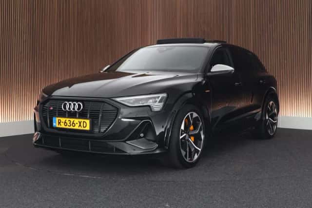 Audi e-tron (2021) thumbnail 1