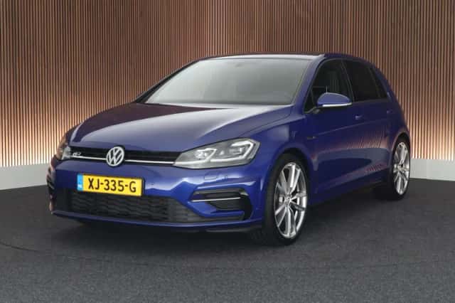 Volkswagen Golf (2019) thumbnail 1