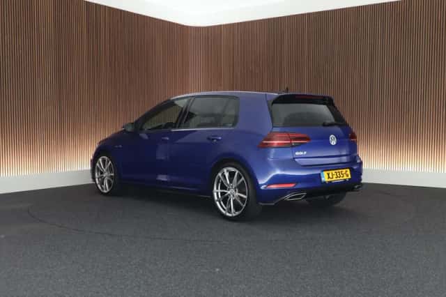 Volkswagen Golf (2019) thumbnail 6