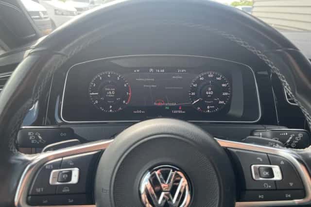 Volkswagen Golf (2019) thumbnail 6