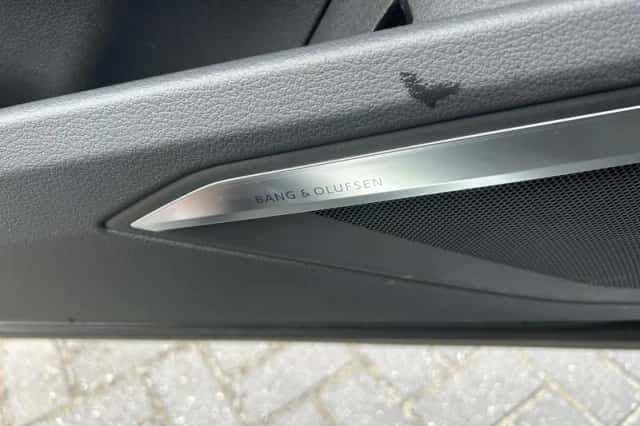 Audi e-tron (2023) thumbnail 6