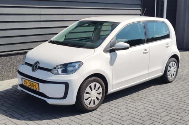 Volkswagen Up! (2019) thumbnail 1