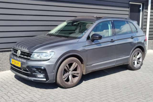 Volkswagen Tiguan (2019) thumbnail 1