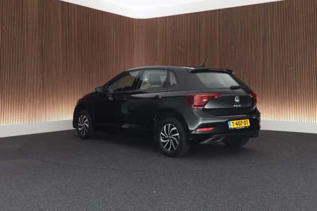 Volkswagen Polo (2022) thumbnail 5