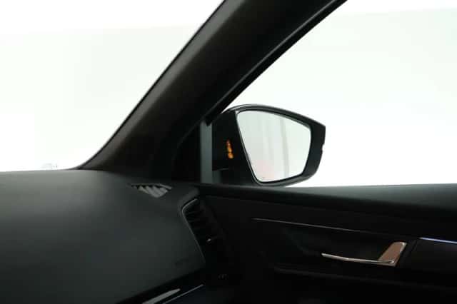 Škoda Karoq (2025) thumbnail 5