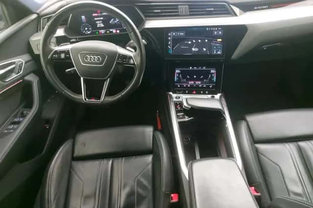 Audi e-tron (2022) thumbnail 6