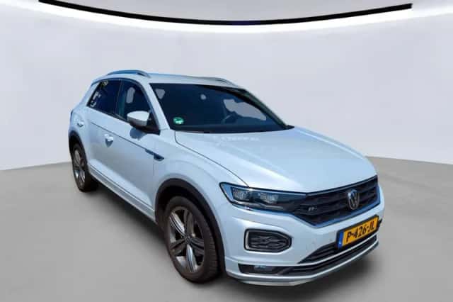 Volkswagen T-Roc (2022) thumbnail 2