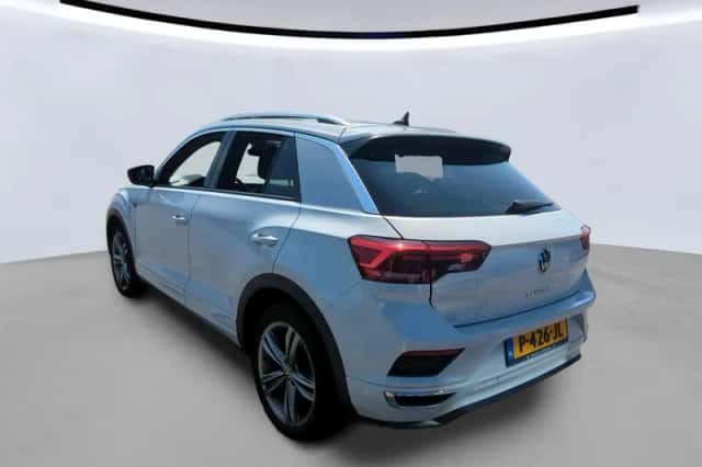 Volkswagen T-Roc (2022) thumbnail 4