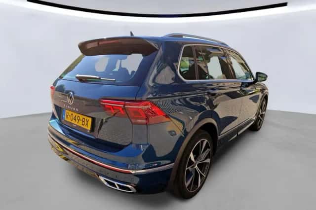 Volkswagen Tiguan (2022) thumbnail 3