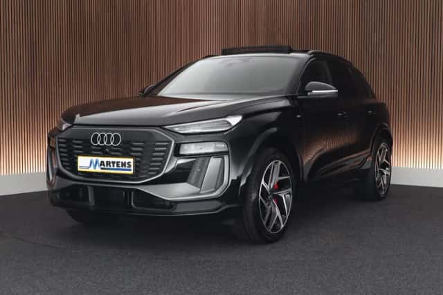 Audi Q6 (2026) thumbnail 1