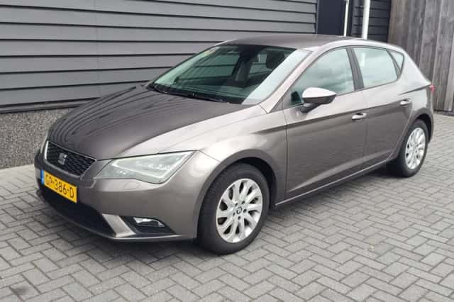 SEAT Leon (2014) thumbnail 1