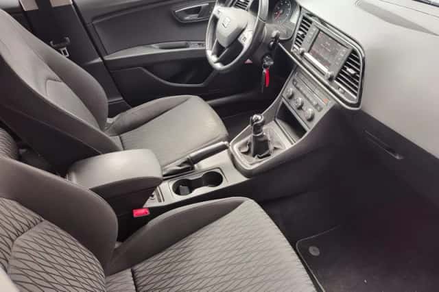 SEAT Leon (2014) thumbnail 2