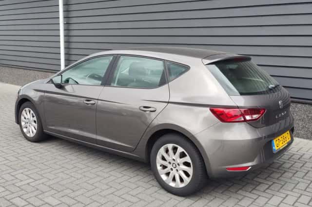 SEAT Leon (2014) thumbnail 5