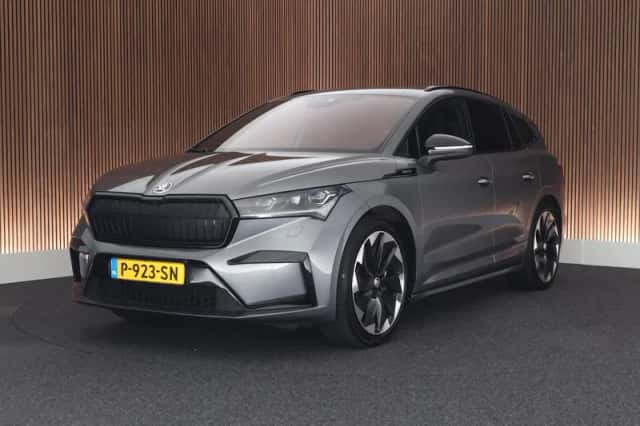 Škoda Enyaq (2022) thumbnail 1