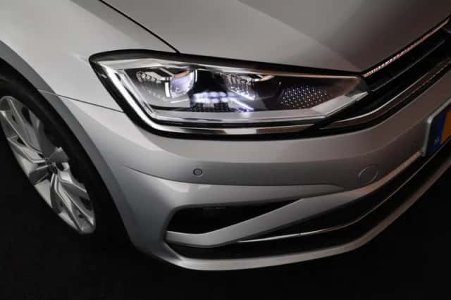 Volkswagen Golf Sportsvan (2018) thumbnail 6