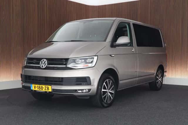 Volkswagen Transporter (2019) thumbnail 1