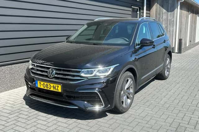 Volkswagen Tiguan (2023) thumbnail 1