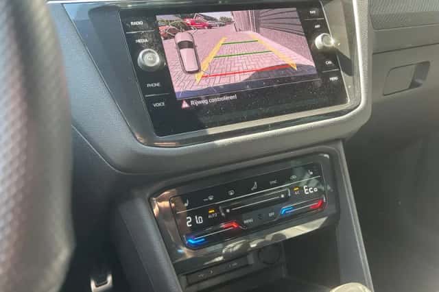 Volkswagen Tiguan (2023) thumbnail 5