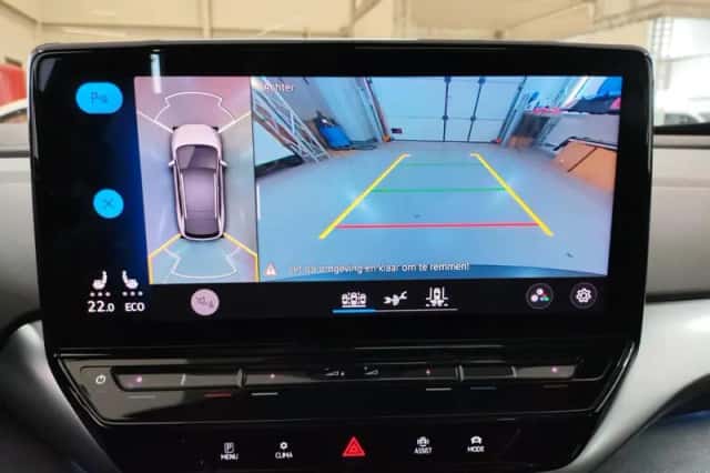 Volkswagen ID.4 (2020) thumbnail 4