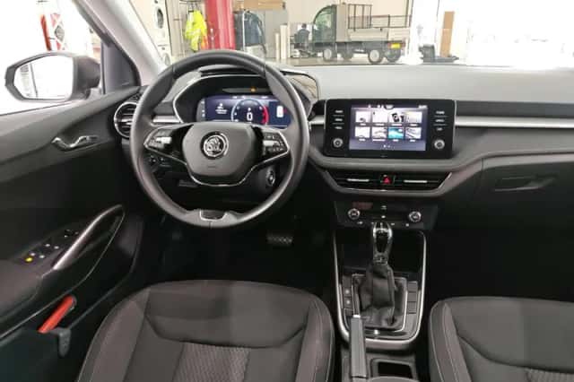 Škoda Fabia (2022) thumbnail 3
