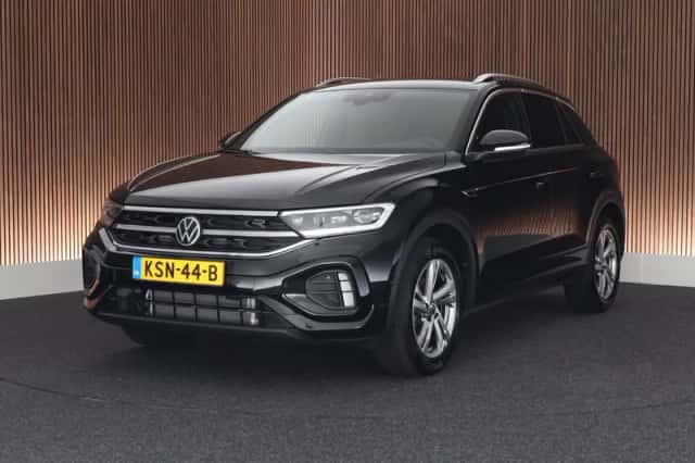 Volkswagen T-Roc (2025) thumbnail 1