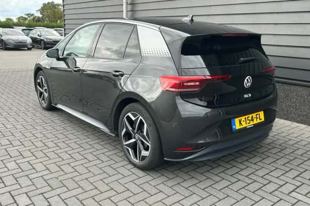 Volkswagen ID.3 (2020) thumbnail 2