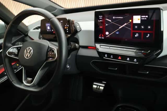 Volkswagen ID.3 (2020) thumbnail 3