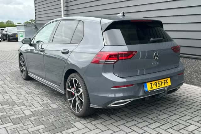 Volkswagen Golf (2021) thumbnail 5