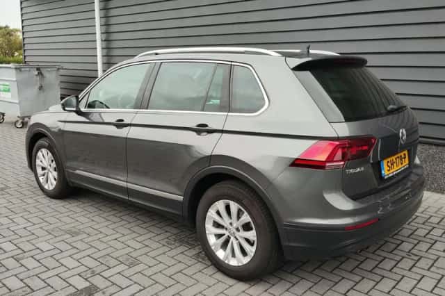 Volkswagen Tiguan (2018) thumbnail 6