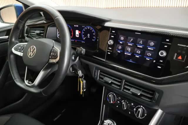 Volkswagen Polo (2023) thumbnail 3