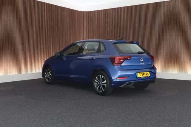Volkswagen Polo (2023) thumbnail 5