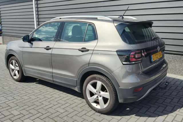 Volkswagen T-Cross (2019) thumbnail 5