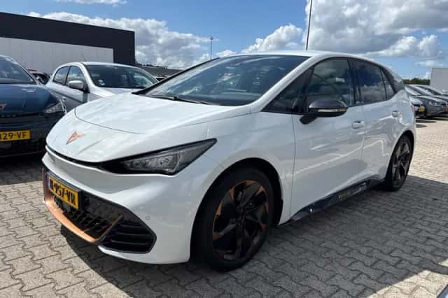 CUPRA Born (2021) thumbnail 1