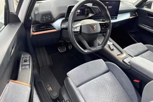 CUPRA Born (2021) thumbnail 3