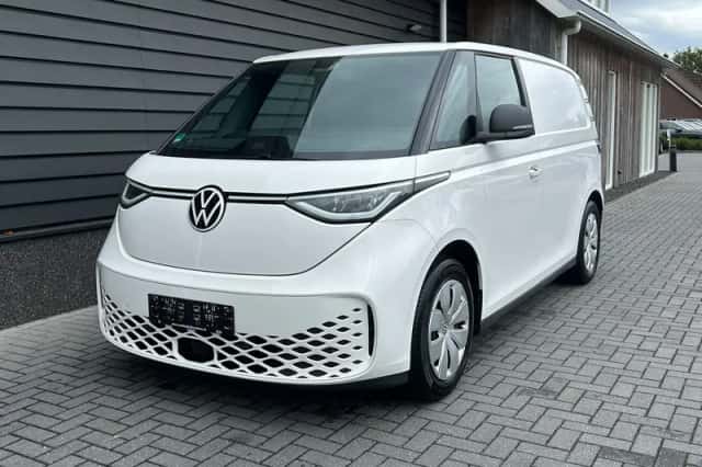 Volkswagen ID. Buzz (2022) thumbnail 1