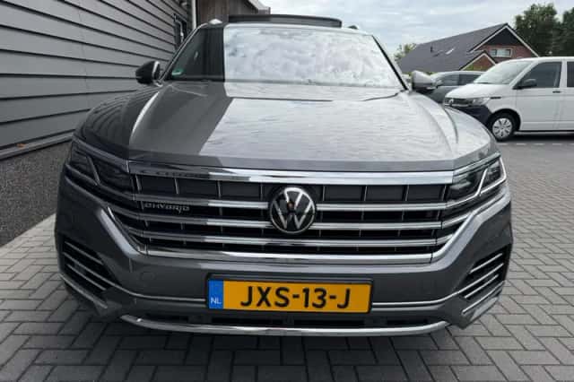 Volkswagen Touareg (2023) thumbnail 5