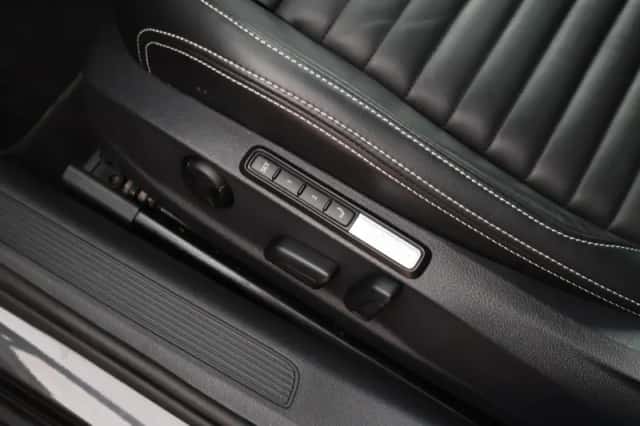 Volkswagen Passat (2022) thumbnail 6
