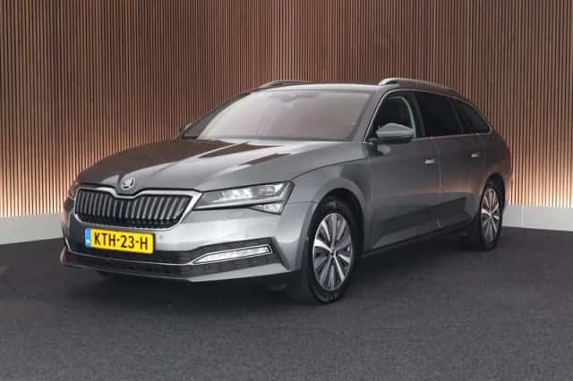Škoda Superb (2023) thumbnail 1