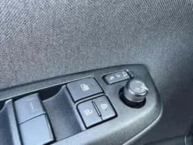 Mazda 2 (2025) thumbnail 11