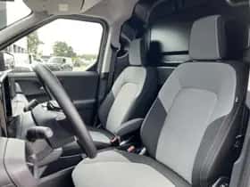 Ford E-Transit Cour. (2026) thumbnail 10