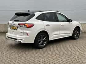 Ford Kuga (2023) thumbnail 5