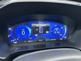 Ford Kuga (2023) thumbnail 9