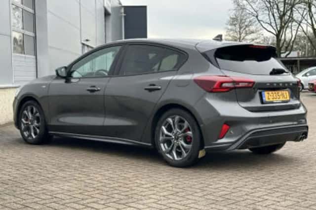 Ford Focus (2024) thumbnail 6