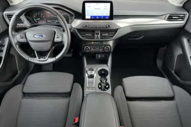 Ford Focus (2020) thumbnail 14